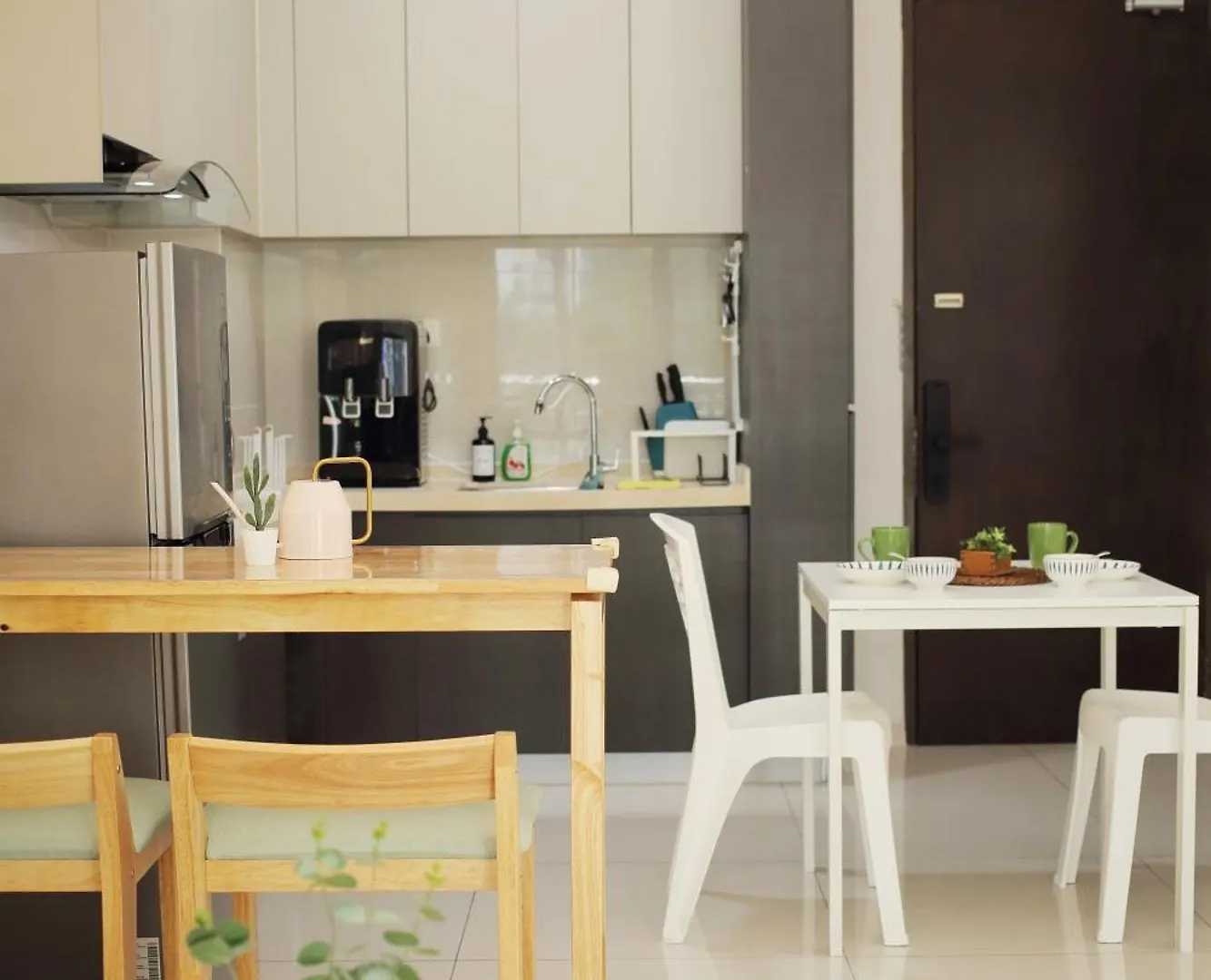 Kid-Loving Poolside Haven - 2Br - Netflix - Games Apartamento Johor Bahru