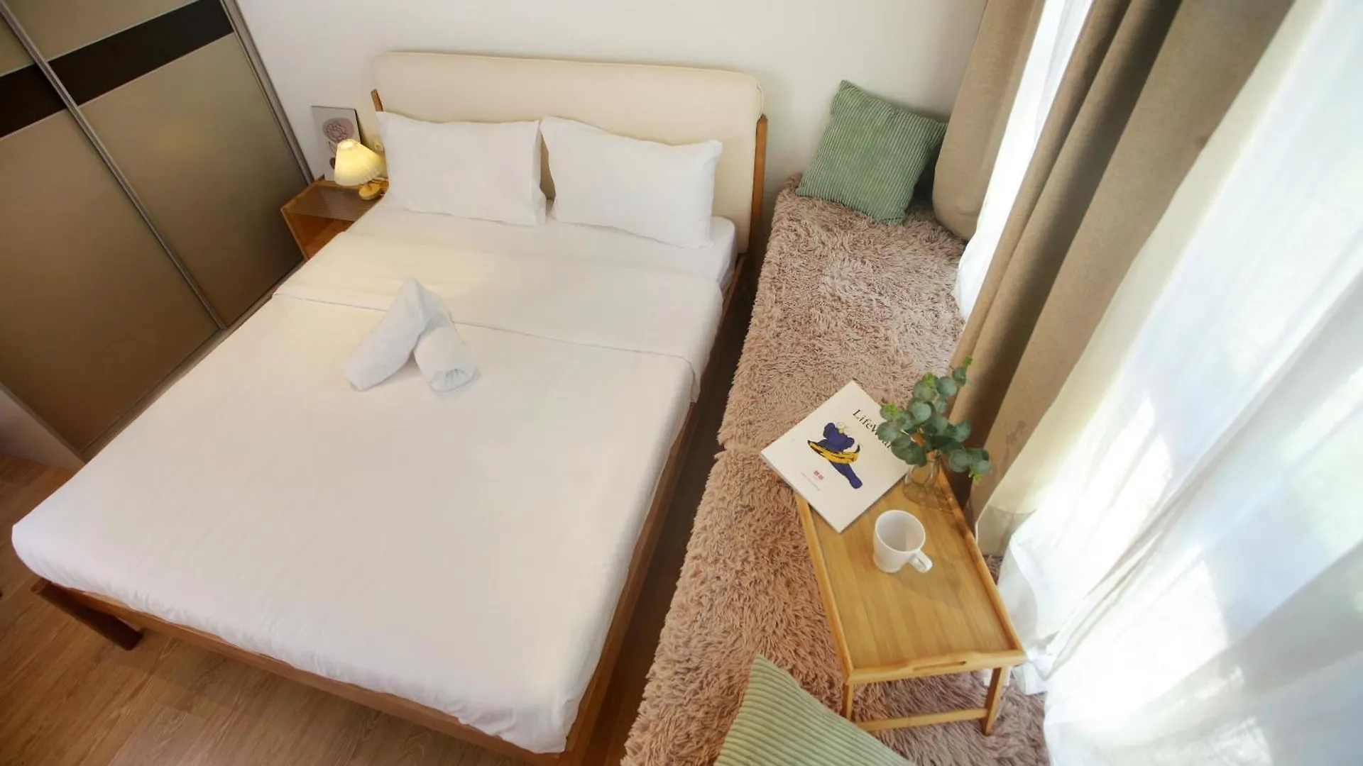 Kid-Loving Poolside Haven - 2Br - Netflix - Games Apartamento Johor Bahru 0*,  Malásia
