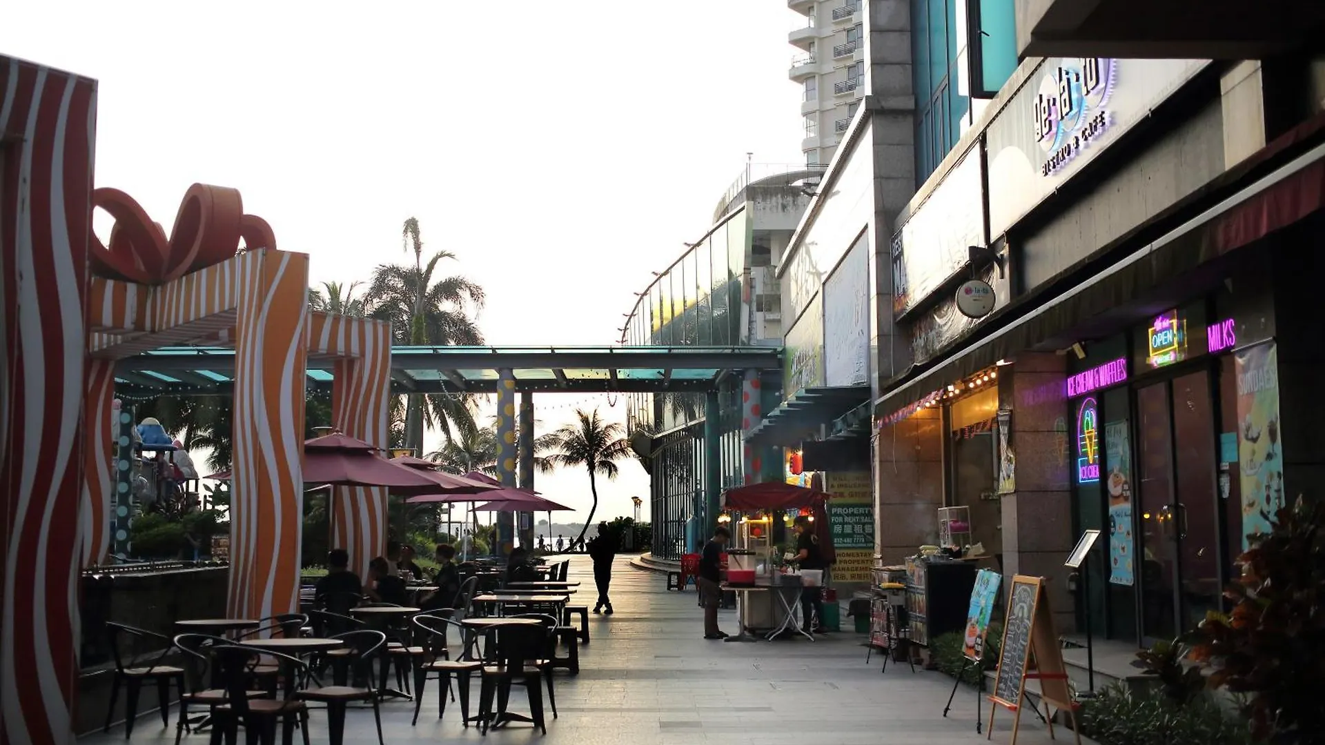 Kid-Loving Poolside Haven - 2Br - Netflix - Games Apartamento Johor Bahru 0*,