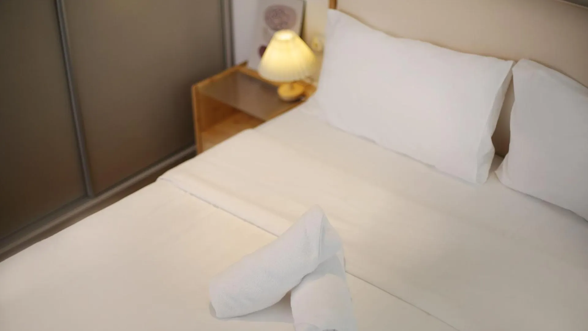 Kid-Loving Poolside Haven - 2Br - Netflix - Games Apartamento Johor Bahru 0*,  Malásia